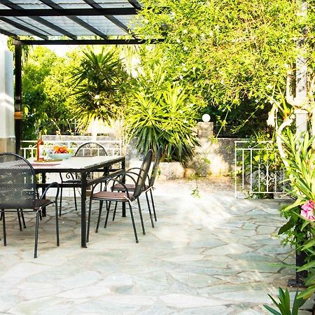Villa Eros Vatos ภายนอก รูปภาพ