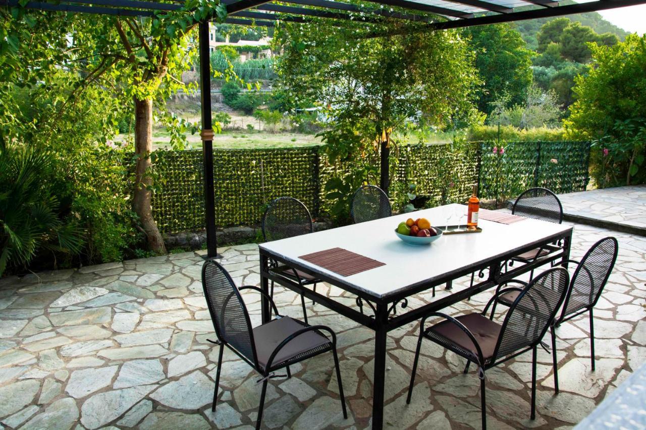 Villa Eros Vatos ภายนอก รูปภาพ